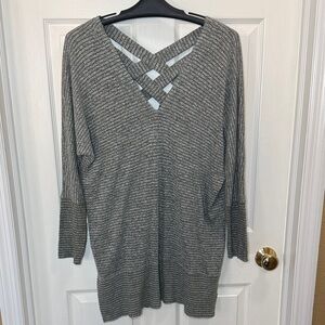 BKE Gray V-Neck Sweater